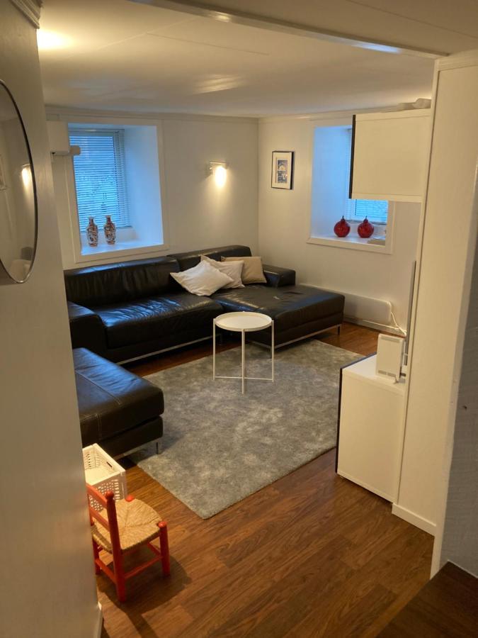 Apartamento Kjellerleilighet - Naert Haukeland Sykehus. *