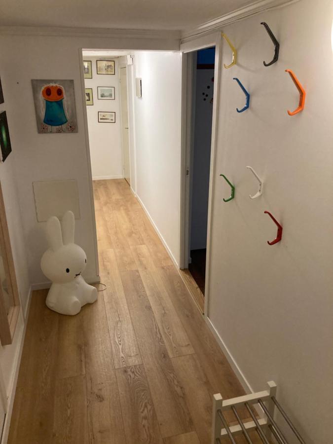 Kjellerleilighet - Naert Haukeland Sykehus. Apartamento Bergen